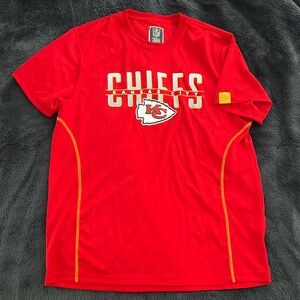 Kansas City Chiefs NFL Apparel. Lightweight, moisture wicking material. Men’s XL